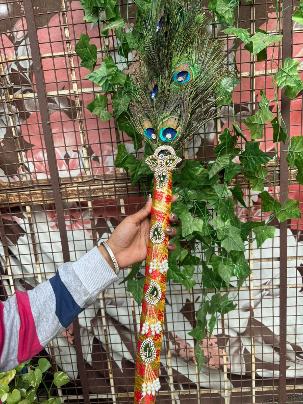 21 pankh peacock feather morchadi used for pooja and temple decoration