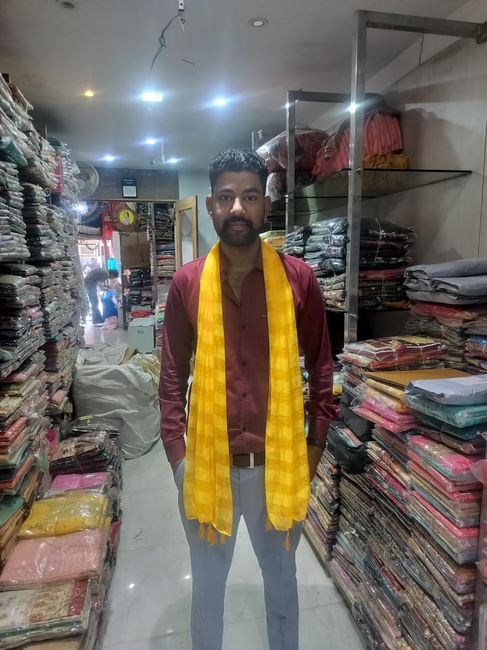 Groom welcome phatka cloth for varmala and barat entry ritual