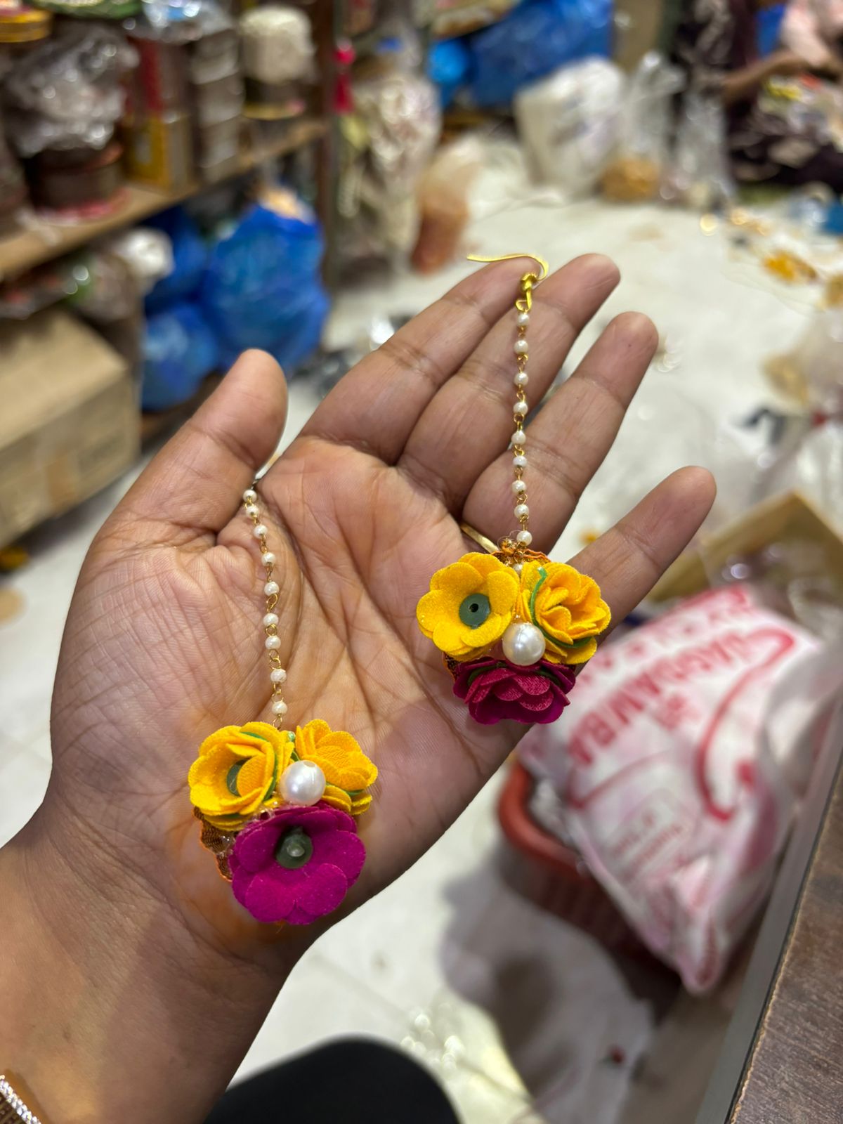 haldi mehndi function bridal maang tikka hair jewellery for wedding ceremony