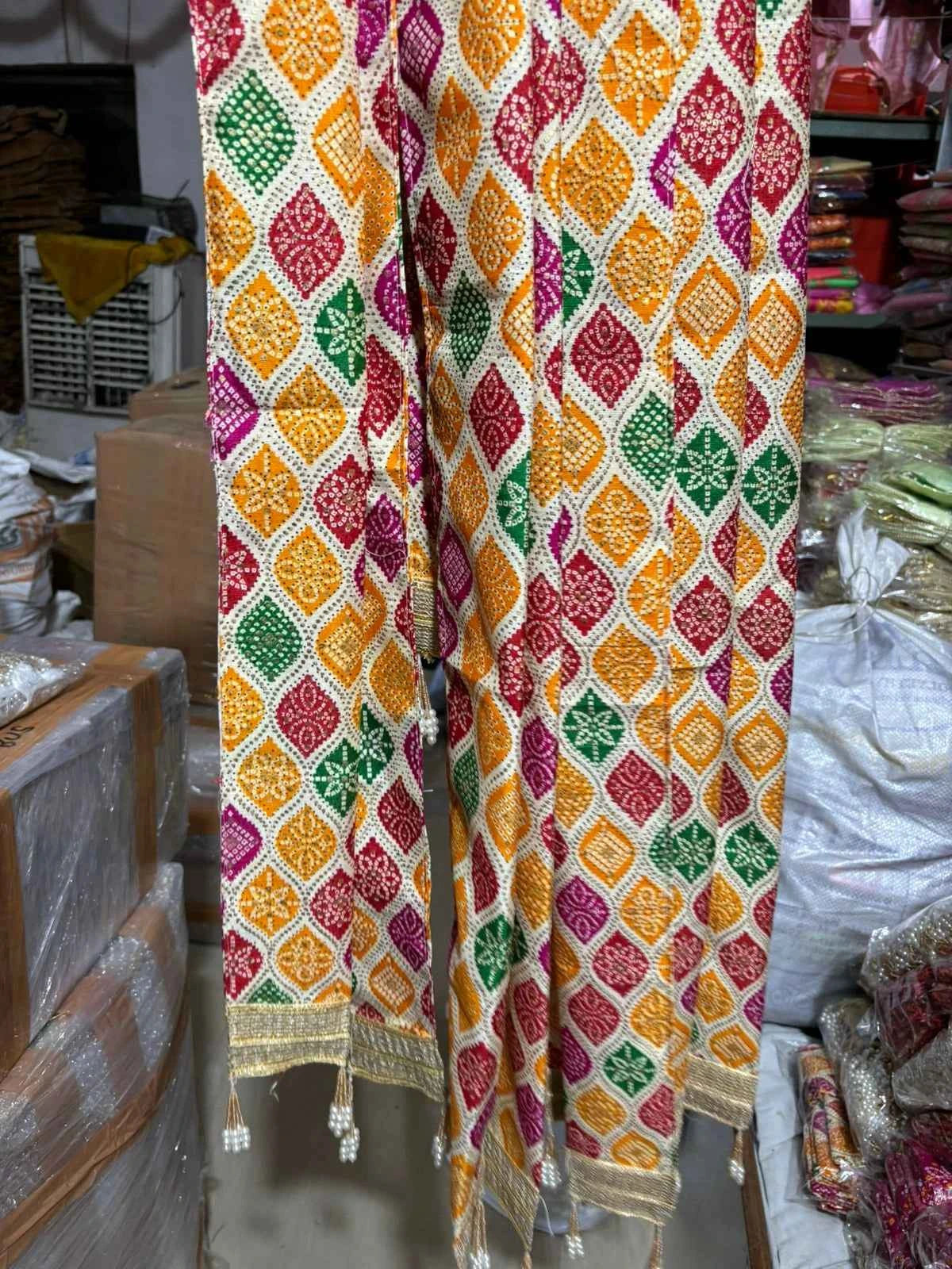 Ethnic multicolor Bandhani safa phatka for Indian wedding functions