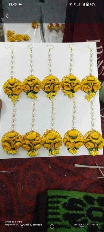 Haldi Ceremony Maang Tika for Bride – Floral & Traditional Design