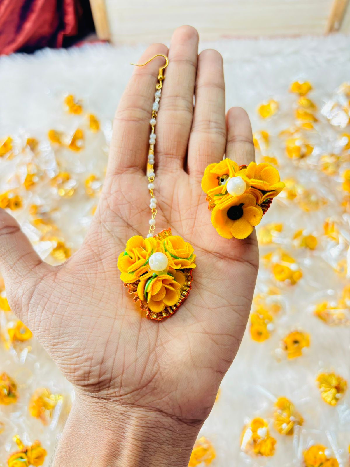Mangtika ring hand jewellery for bride haldi mehndi function