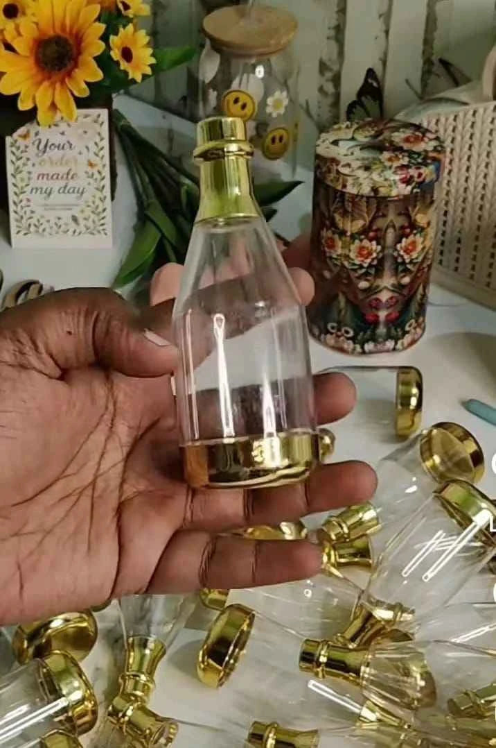 Decorative Golden Dry Fruit Bottles for Premium Packaging