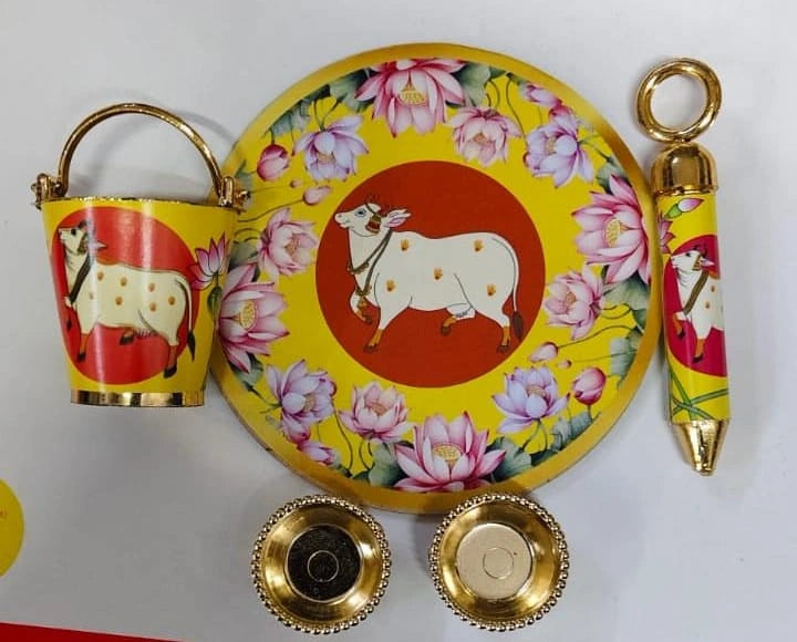 Pichwai design small balti pichkari and plate set for traditional Holi celebration and festive gifting
