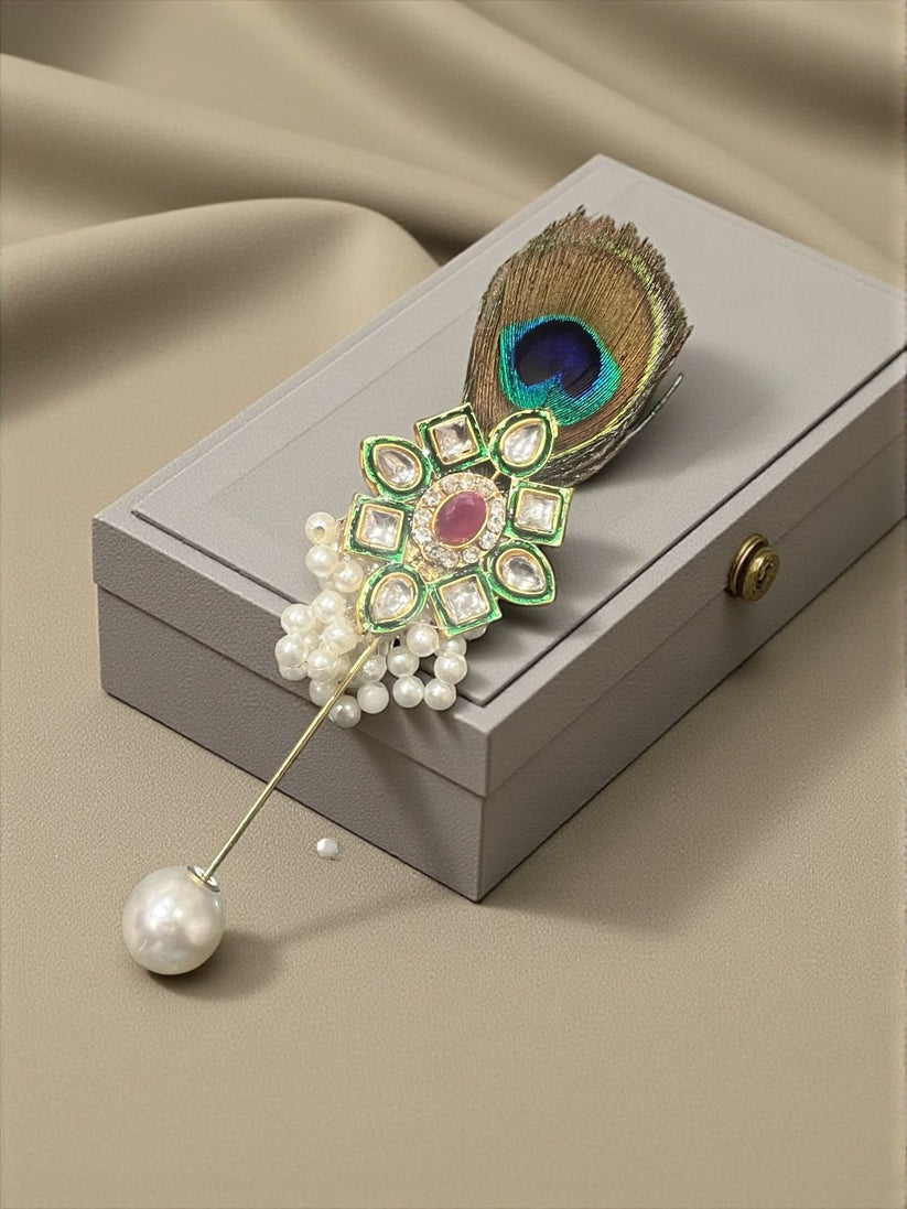 Decorative morphank lepan brooch pin for festive and spiritual wear