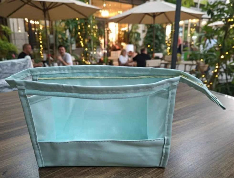 Stylish Leather Finish Cosmetic Pouch Travel Makeup Bag for Women