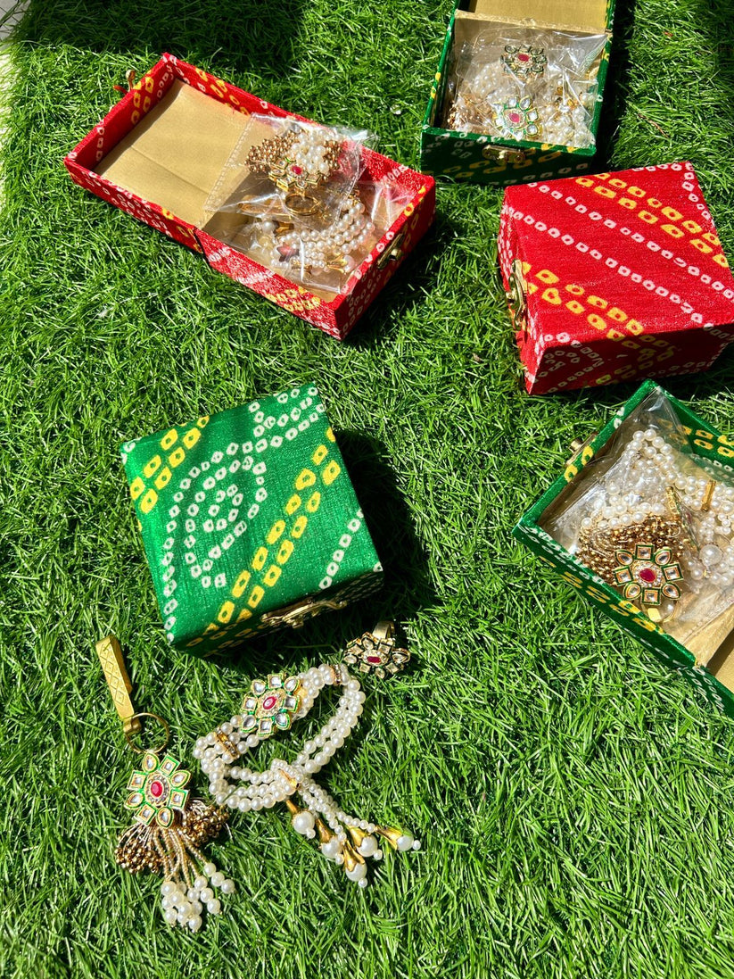 Handcrafted traditional Bandhani jewelry box with pearl latkan used for Indian wedding gifting
