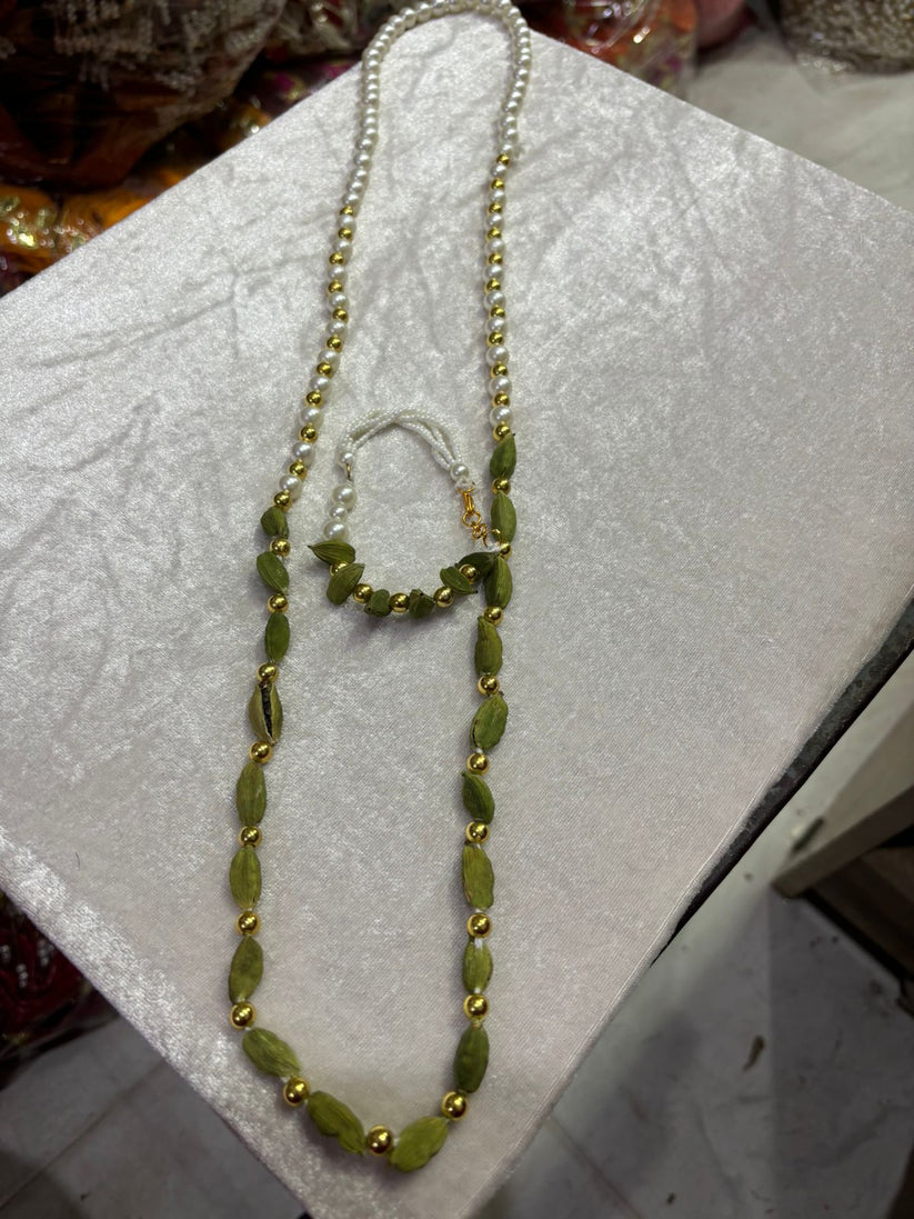 Traditional elaichi beads mala and bracelet set used for Indian wedding welcome ceremony