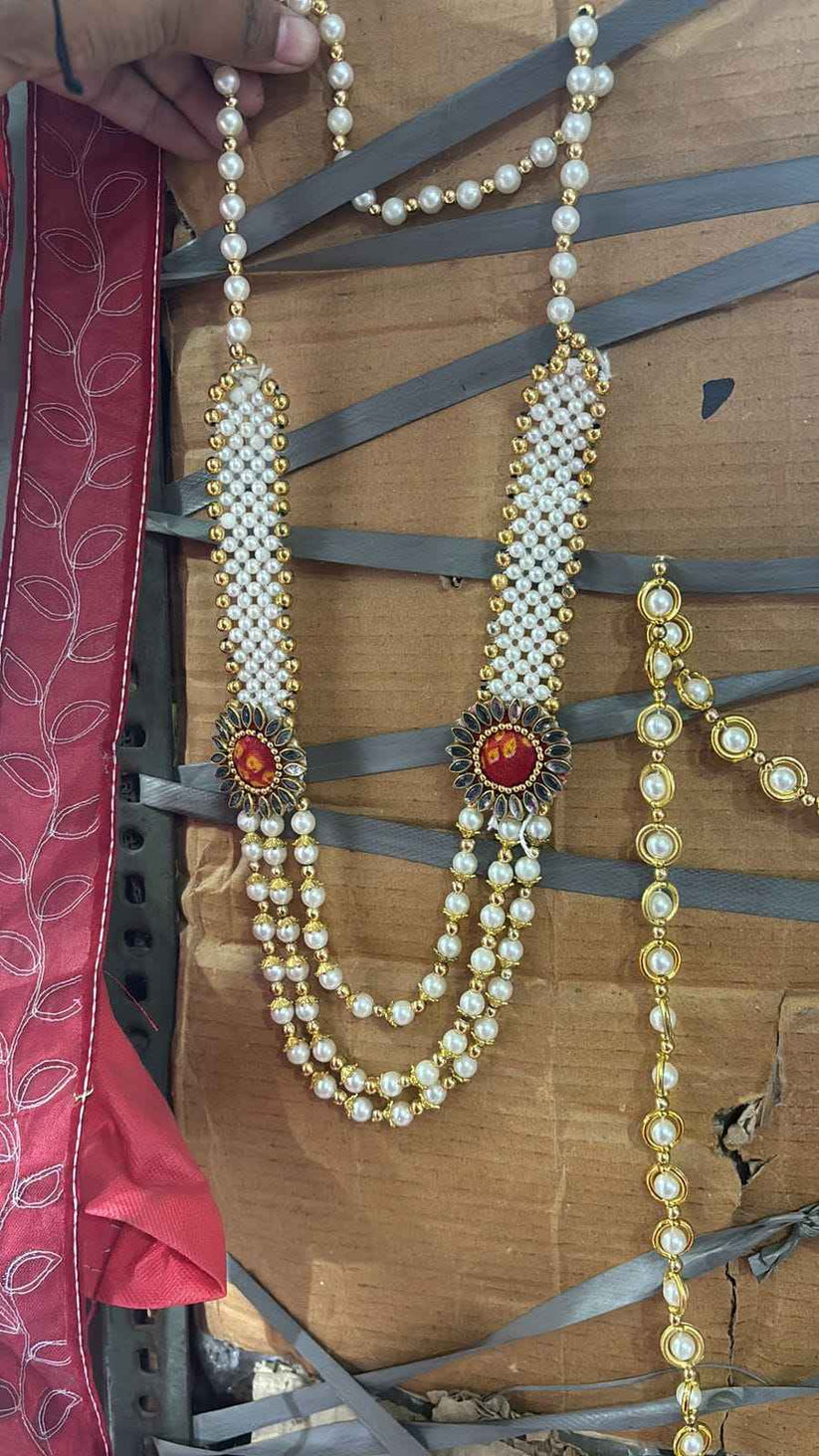 White pearl mala for groom entry in Indian wedding