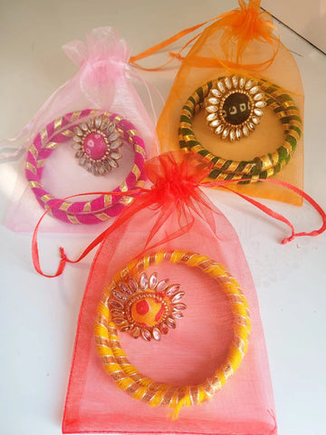 Mini hamper bag with kangan and ring for wedding return gifts