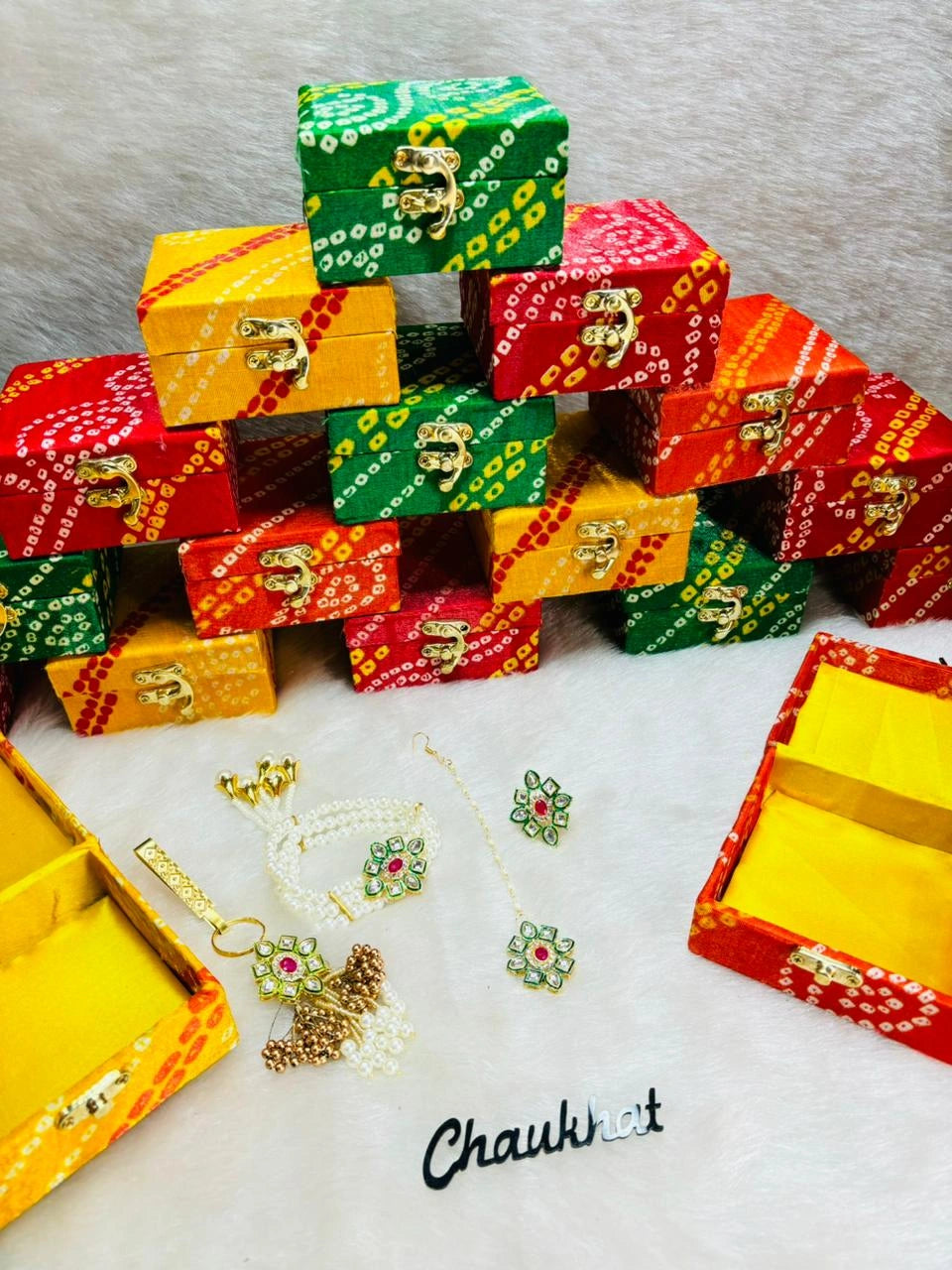 Traditional chunari design box with satka bracelet ring and maangtika for wedding and festive gifting
